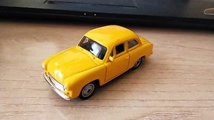 WELLY - SYRENA 105 AMARILLO 1/64 APROX *NUEVO* - Imagen 1 de 8