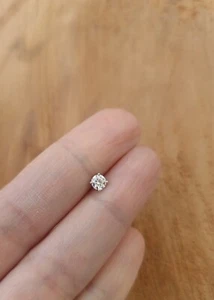 Orecchino singolo tondo diamante naturale HI/SI-I2 per mamma argento 925 #17 - Foto 1 di 12