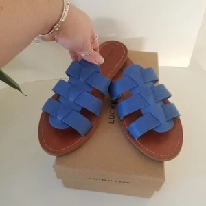 NEU IM KARTON LUCKY BRAND DAMEN AISHA TÜRKISCH MEERBLAU SLIPPER SANDALEN GRÖSSE 8M – S7 - Bild 1 von 6