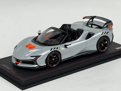 1/18 MR Collection Ferrari SF90 Xx Ragno Bianco " Artico Base IN Pelle - Immagine 1 di 4