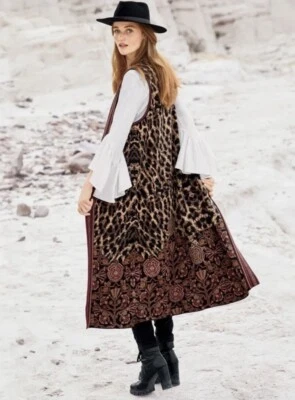 MAXI CHALECO PIMA PERUANO CONEXIÓN SEDA CARRETERA XL LEOPARDO Y ROSAS PUEDE CABER L OS Foto 1 de 4