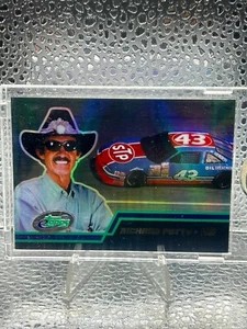2003 eTopps NASCAR #25 - #43 Richard Petty STP Oil - Uncirculated - Picture 1 of 2