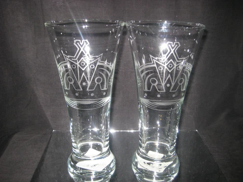 LOS ANGELES KINGS 2 ETCHED LOGO PILSNER 20 oz GLASSES Cover