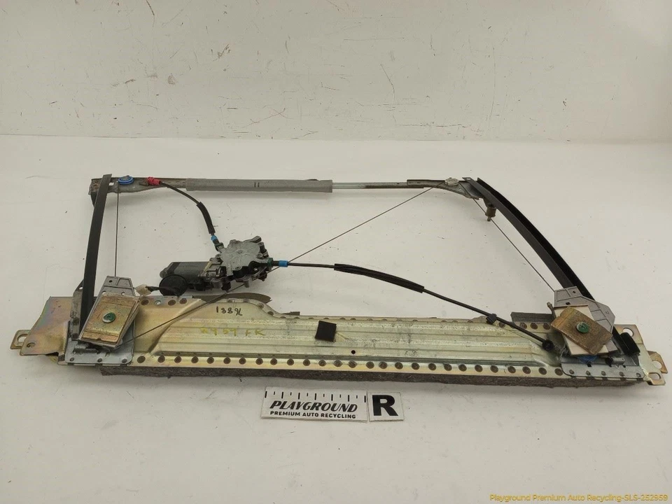 Regulador ventana delantera derecha pasajero Volvo C70 CONVERTIBLE con motor 98-04 Foto 1 de 4