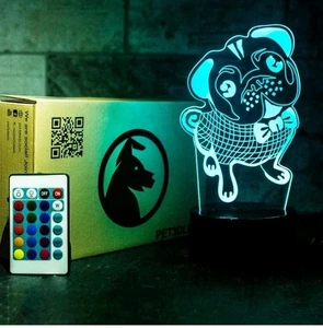 Luce notturna Carlino 3D con telecomando. Luce notturna decorativa per cani illusione 3D. - Foto 1 di 5
