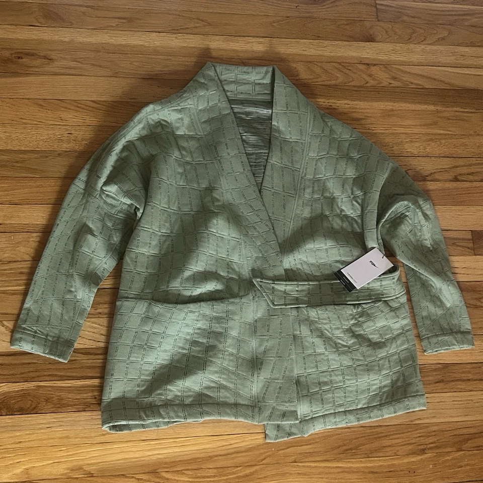 Nike Yoga Therma-FIT Luxe Jacquard Womens Yoga Robe Green Size Medium DQ6320-386