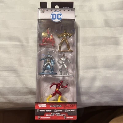 NUEVO Jada Toys Nano Metalfigs DC Comics Pack-A 5-Pk Batman Wonder Woman The Flash Foto 1 de 4