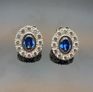 ORECCHINI IN ORO BIANCO 18 CT 750 E ZIRCONI - Foto 1 di 5