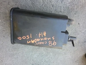Fuel Vapor Charcoal Canister 5.7L 1998 CHEVROLET SUBURBAN SH-4-2RM - Bild 1 von 4