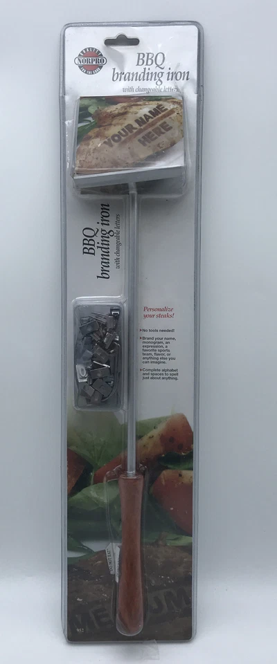 Letras intercambiables de hierro de marca para barbacoa Norpro Foto 1 de 2