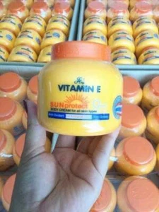 AR Vitamin E Sun Protect Q10 Plus Body Cream for All Skin Types 200ML - Picture 1 of 2
