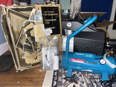 Compresor de aire Makita MAC700 2,0 hp 2,6 galones jaula antivuelco gran diámetro Foto 1 de 4