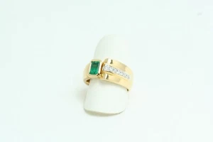 Anello a fascia da donna anni 80 in Oro 18 Kt, Smeraldo e Diamanti nuovo - Foto 1 di 7