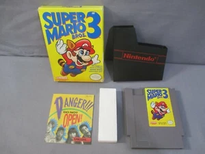 Nintendo SUPER MARIO BROS. 3 + Box 1990 NES Video Game z - Picture 1 of 9