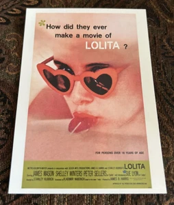 Lolita Film Postkarte 2001 MoMA Ausstellung Popkultur Film Sammlerstück 4,5x6 - Bild 1 von 3