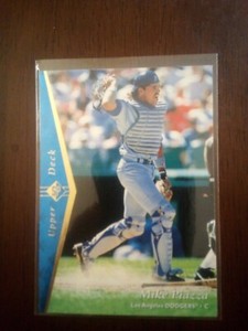 1995 UPPER DECK SP MIKE PIAZZA SHARP!