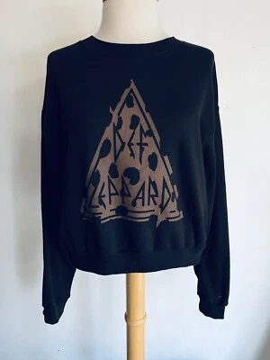 DEF LEPPARD (2021) Official NWT Women's Leopard Print Crop Sweatshirt Sz Medium - Image 1 of 4