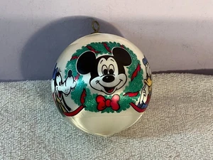 Vintage Christmas ornament Disney 1977 silk ball Mickey Donald Goofy AA566 - Picture 1 of 6