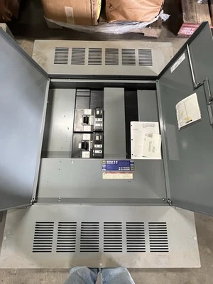 NEW!! Square D HCP I-Line Panelboard 250 Amp 480/277V 3PH 4W Panel MLO Nema 1 - Image 1 of 3