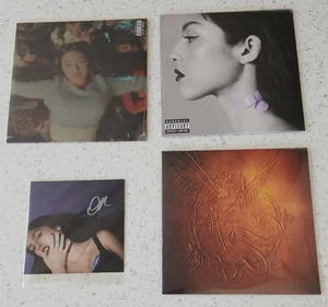 Olivia Rodrigo 3 x 7"s Vinyls & Signed Art Card - Picture 1 of 2