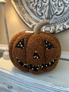 Pottery Barn Light Up Jack-O'-Lantern Orange Pumpkin Pillow NWT OPEN BOX - Picture 1 of 12