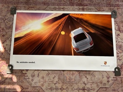 Póster de ventas de fábrica Porsche / 911 996 Carrera 2004 "No se necesita autopista" Foto 1 de 2