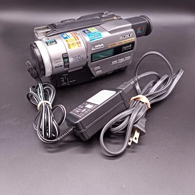 PARTS ONLY Sony DCR-TR7000 Handycam Camcorder Digital8 Hi8 Please Read More - Image 1 of 4