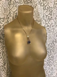 Signed "Liz & Co" Gold-tone Square Pendant 18" - Picture 1 of 7