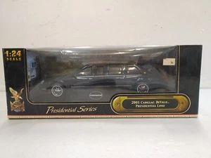 Yat ming 2001 cadillac de ville art. 24018 colore nero scale 1/24 - Foto 1 di 2