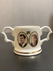 Vintage Miniature Loving Cup Royal Wedding Andrew Fergie - Picture 1 of 6