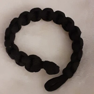 Pulsera envolvente tela cordón trenzado negro 7" boho - Imagen 1 de 3