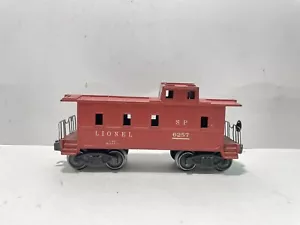 Lionel Trains Postwar Model Train Southern Pacific Caboose No 6257 - Picture 1 of 13