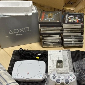 Consola SONY PlayStation 1 PS One SCPH-100 y Cartucho 25 Piezas Set JAPÓN - Imagen 1 de 6