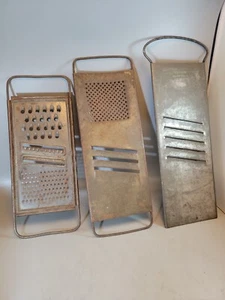 Vintage Slaw Cutter Lot 3 eine Mark andere zwei Markenlos  - Bild 1 von 3