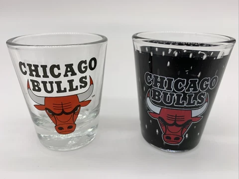 2 NBA Chicago Bulls Shot Glass Team Graphics Made in USA Cover