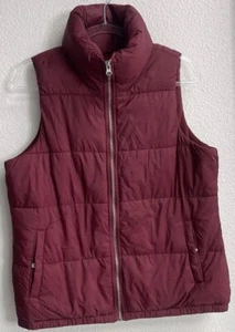 Old Navy Womens Puffer Vest Jacket Burgundy Sleeveless Size Small - Picture 1 of 3