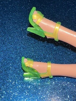 Barbie Lime Green Translucent Squishy-texture Shoes Mattel 🍋‍🟩🍈 - Image 1 of 4