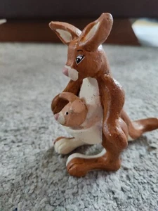 House Of Hatten Kangaroo And Joey Centerpiece - Picture 1 of 6