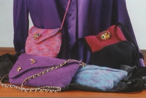 Fiber Trends Knitting Pattern AC-9 Felt Purses & Shoulder Bags Collection 2 - Picture 1 of 3