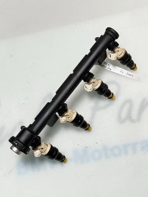 Listón de inyectores BMW K1200, K 1200 (RS / GT / LT) Foto 1 de 3