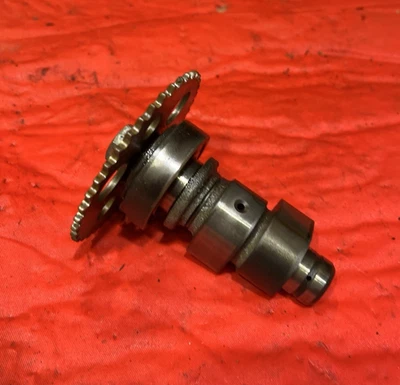 Yamaha Moto-4 1987 YFM225 YFM 225 árbol de levas leva 5N0-12171-11-00 Foto 1 de 4