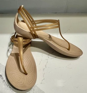 Crocs W9 Isabella Sandals Bronze Jelly Thong T Strap Slingback Rubber Flat Clean - Picture 1 of 7
