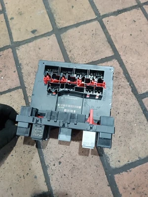 VW PASSAT B6 3C 3C2 Unità Di Comfort 3C0937049H Modulo Comfort Originale - Immagine 1 di 4