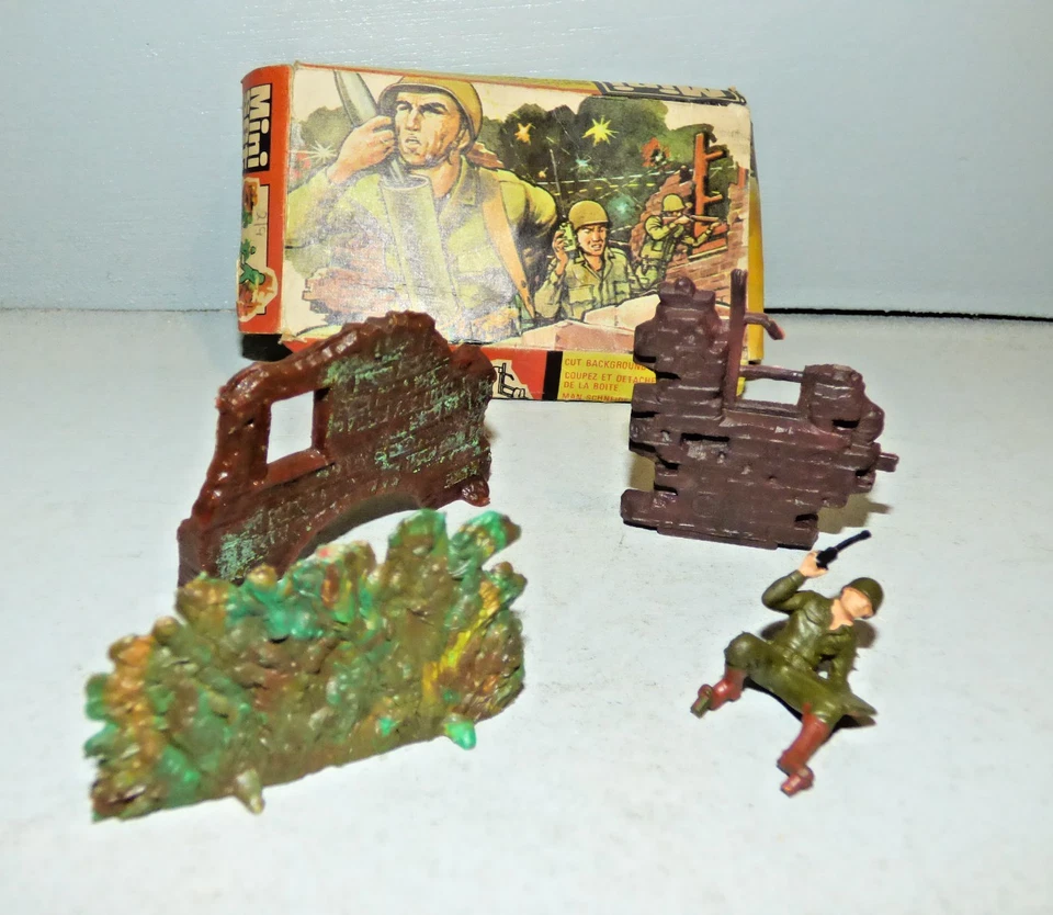 Britains 1072 Mini Set U.S. Mortar Team diorama - Image 1 of 1
