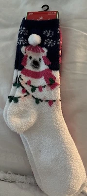 Hallmark Winter 女式 Crew Fuzzy 袜子 2 件套 适合鞋码 4-10 可爱 — 第 1/2 张图片