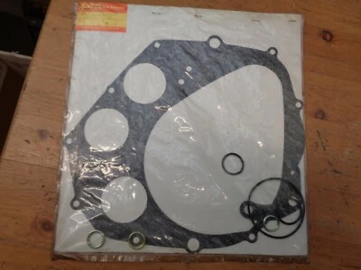 Sellos de junta de carcasa de embrague Suzuki SP370 DR370 (11400-32850) genuinos Suzuki B339 Foto 1 de 4