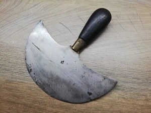 VTG OLD RARE SWEDEN CROWN LEATHER ROUND HEAD SKIVING KNIFE COBBLER CUTTING TOOL - Picture 1 of 11