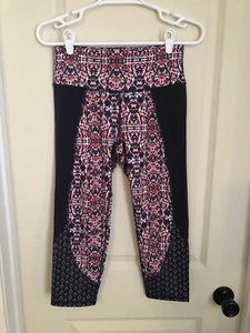 Athleta Womens Crop Capri Chaturanga Leggings Multicolor Activewear Sz S - Picture 1 of 3