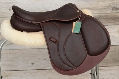 Impresionante 2023 17" EM Devoucoux Biarritz O sillín ¡En venta! Foto 1 de 4