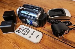 JVC Everio GZ-MG37U (30GB HDD) Video Camcorder Charger 3 Batteries Remote Works - Picture 1 of 11